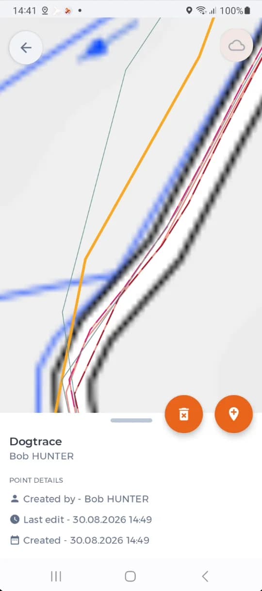 Dog tracks drawn in their own colours in the ground map.